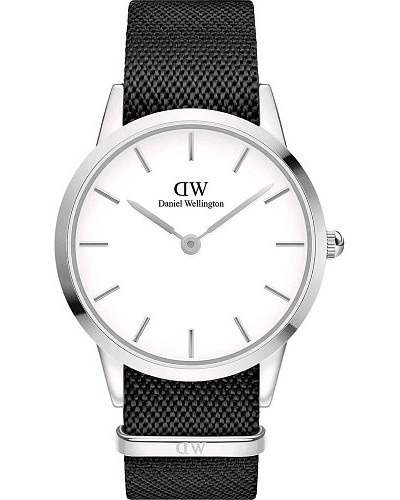 Daniel Wellington Iconic Black NATO DW00100677